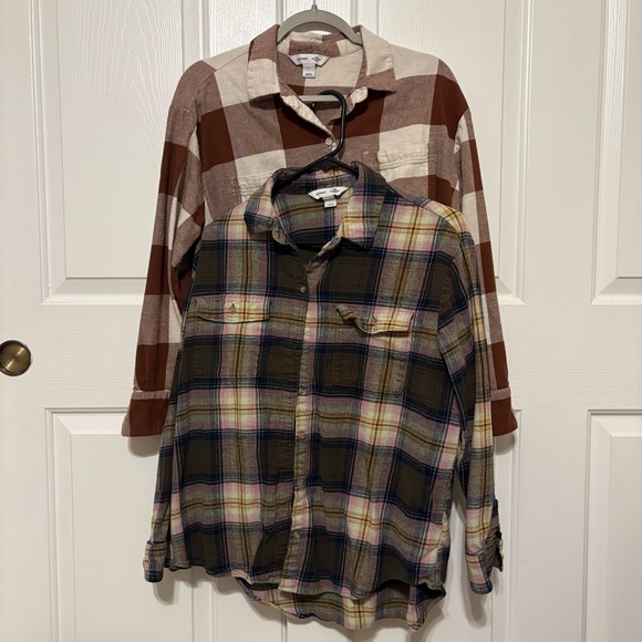 Lot of 2 Old Navy Boyfriend Shirt Plaid Flannels - Picture 2 of 6
